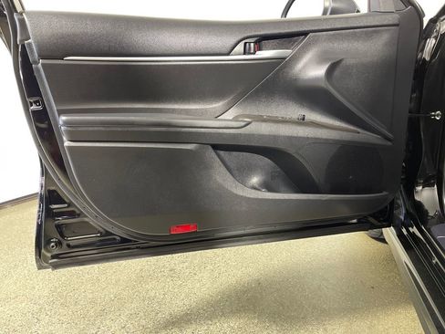 Certified 2023 Toyota Camry SE image 17