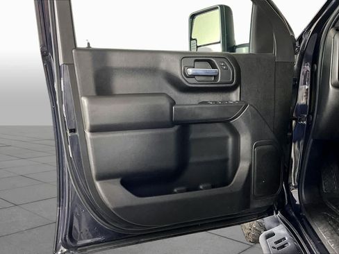 Used 2024 Chevrolet Silverado 2500 Custom w/ Custom Convenience Package AWD/4WD image 19