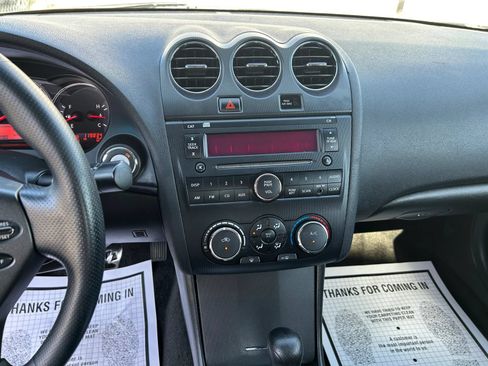 Used 2013 Nissan Altima 2.5 S FWD image 14