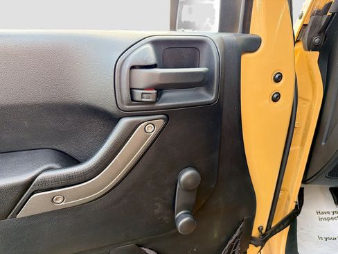 Used 2014 Jeep Wrangler Unlimited Sport AWD/4WD image 7