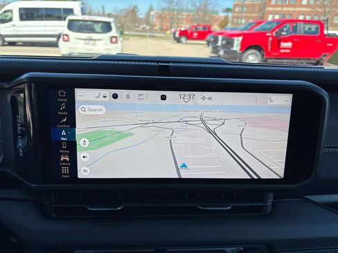 New 2026 Jeep Wrangler Unlimited Sahara AWD/4WD image 9