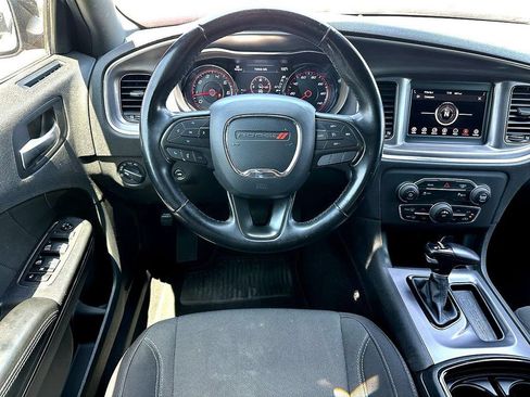 Used 2019 Dodge Charger SXT w/ Plus Group RWD image 23
