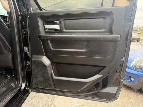 Used 2019 RAM 2500 Tradesman w/ Bed Utility Group image 18