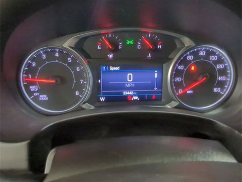 Used 2023 GMC Terrain SLE w/ Driver Convenience Package image 11