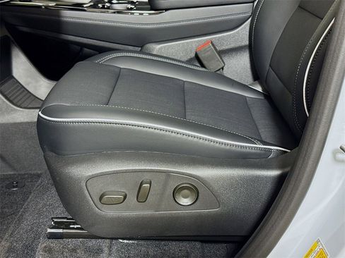 New 2026 Buick Enclave Preferred w/ Power Package image 17