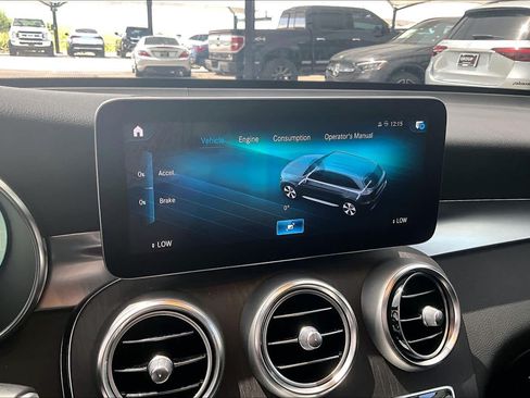 Used 2022 Mercedes-Benz GLC 300 4MATIC image 35