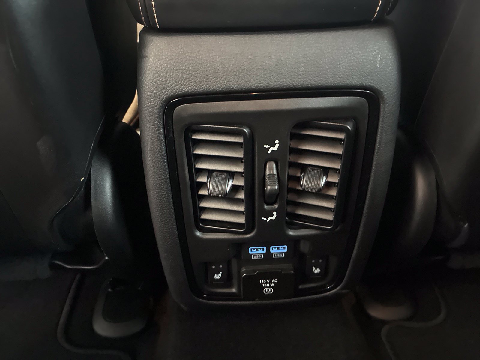 Used 2025 Dodge Durango R/T AWD/4WD image 16