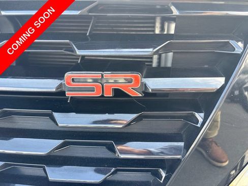 Used 2023 Nissan Altima 2.5 SR FWD image 10