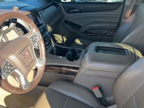 Used 2015 GMC Yukon SLT image 10