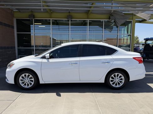 Used 2018 Nissan Sentra SV FWD image 7