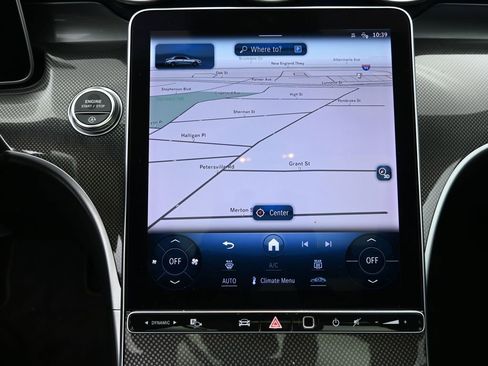 Used 2024 Mercedes-Benz C 300 4MATIC Sedan image 13