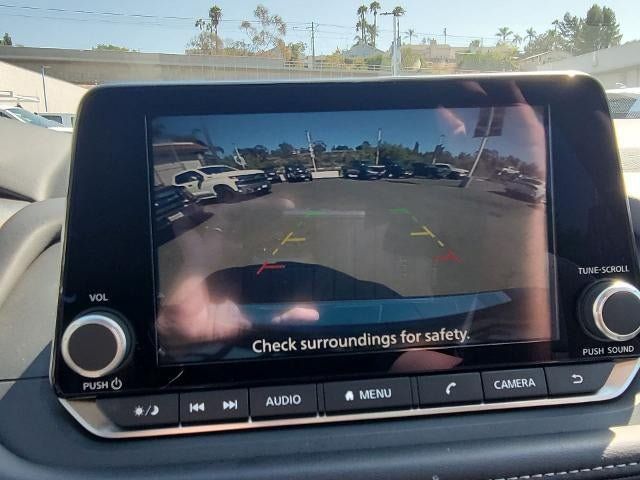 Used 2026 Nissan Rogue SV FWD image 14