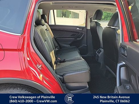 Certified 2023 Volkswagen Tiguan SE w/ Panoramic Sunroof Package AWD/4WD image 15