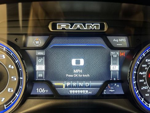Used 2019 RAM 1500 Limited AWD/4WD image 19