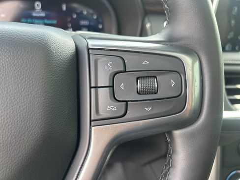 Used 2024 Chevrolet Suburban Z71 w/ Luxury Package AWD/4WD image 28