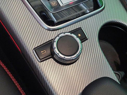 Used 2017 Mercedes-Benz SLC 43 AMG image 25
