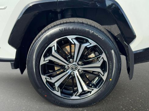 Used 2023 Toyota RAV4 XSE w/ Weather Package image 10