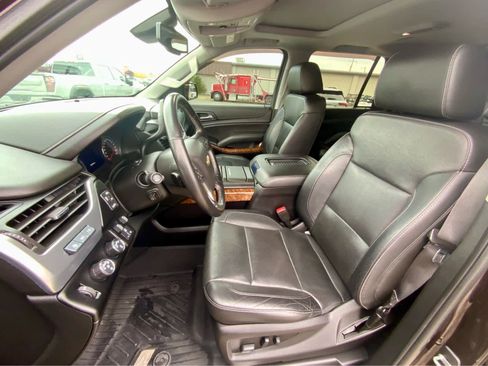 Used 2020 Chevrolet Tahoe Premier w/ 6.2L Performance Package image 28
