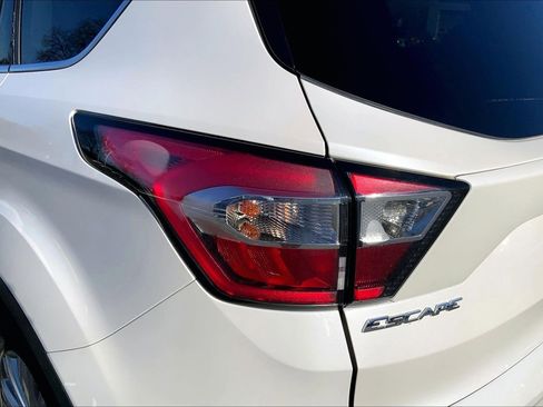 Used 2017 Ford Escape Titanium image 26