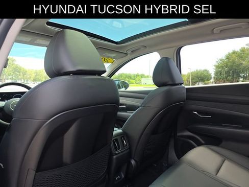 Used 2025 Hyundai Tucson SEL AWD/4WD image 19