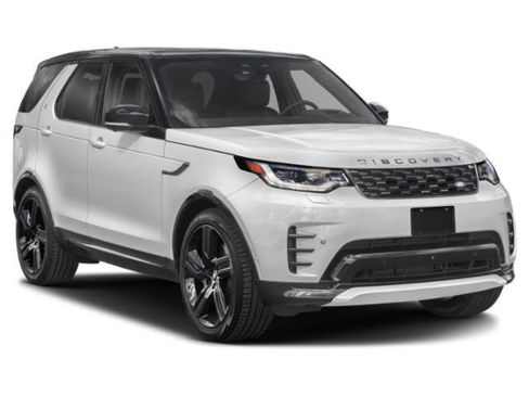 Used 2024 Land Rover Discovery Dynamic SE AWD/4WD image 6