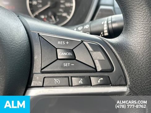 Used 2025 Nissan Altima 2.5 SV FWD image 30
