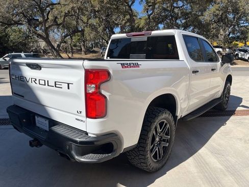 Used 2022 Chevrolet Silverado 1500 LT Trail Boss w/ Convenience Package II image 7