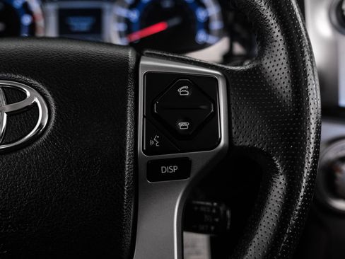 Used 2018 Toyota 4Runner SR5 image 16