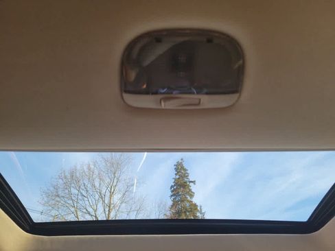 Used 2020 Subaru Outback Touring XT image 38