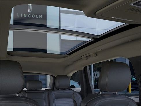 New 2026 Lincoln Nautilus Reserve w/ Jet Appearance Package AWD/4WD image 22