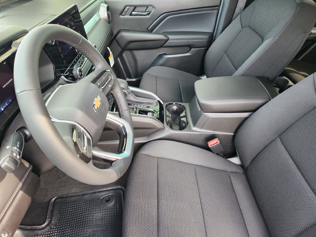 New 2026 Chevrolet Colorado LT RWD image 9