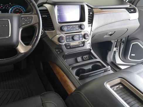 Used 2020 GMC Yukon Denali w/ Open Road Package AWD/4WD image 20