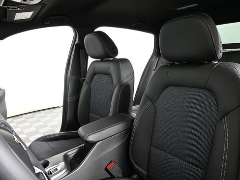 New 2026 Buick Envista Preferred w/ Convenience II Package image 5