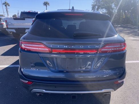 Used 2018 Lincoln MKC Reserve image 3
