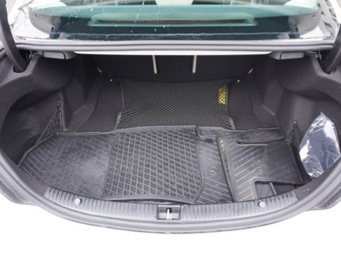 Used 2021 Mercedes-Benz C 300 4MATIC Sedan image 9