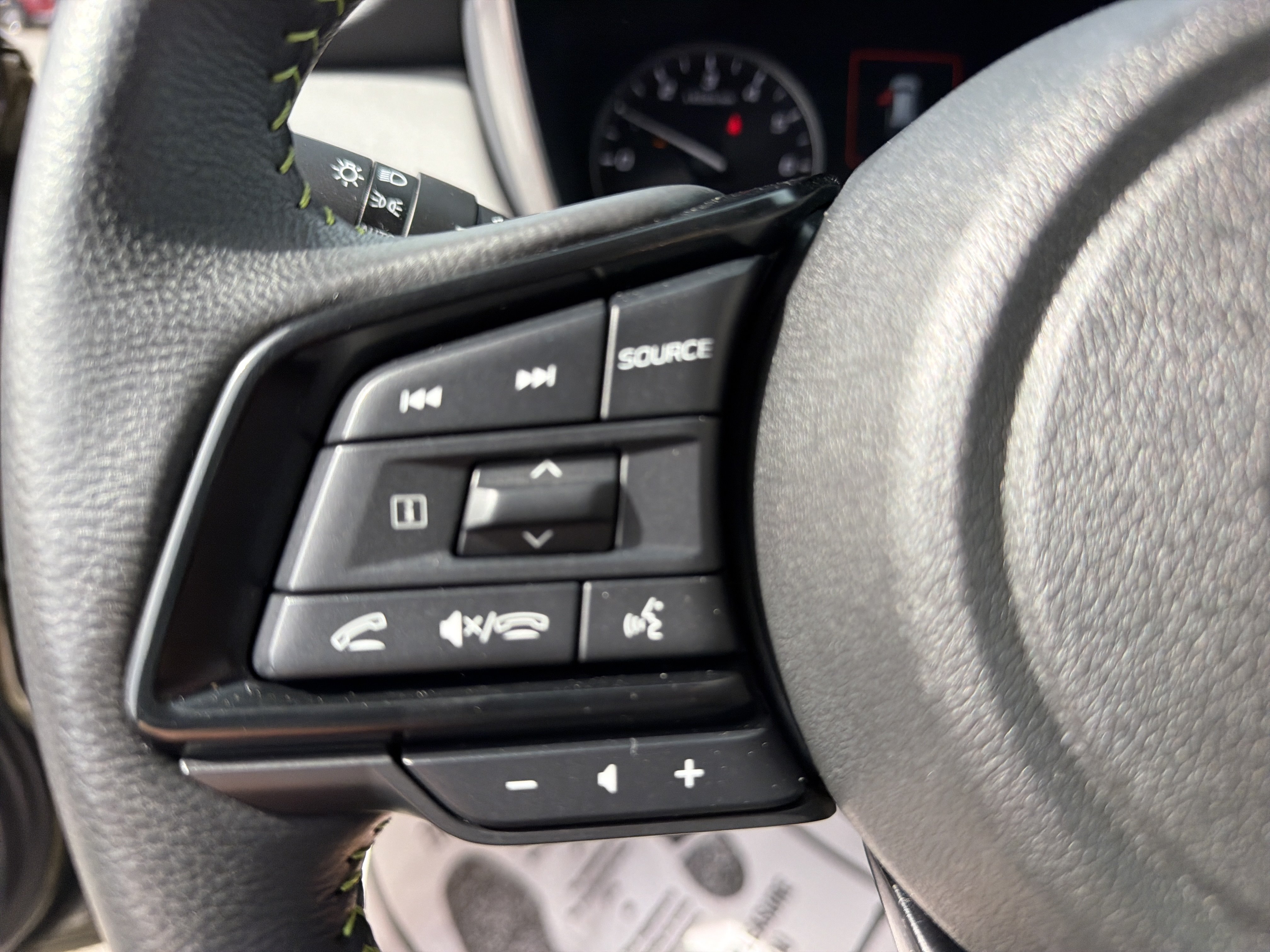 Used 2025 Subaru Outback Onyx Edition AWD/4WD image 24