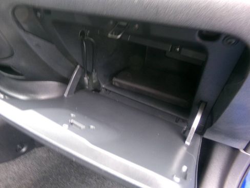 Used 2015 Nissan Versa Note SV FWD image 11