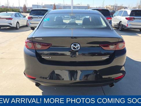 Used 2021 MAZDA MAZDA3 Sedan image 4