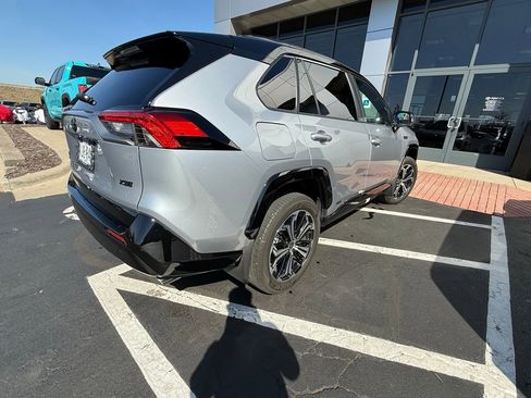 Used 2024 Toyota RAV4 XSE w/ Weather Package AWD/4WD image 4
