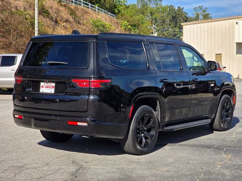 Used 2023 Jeep Wagoneer Series II image 20