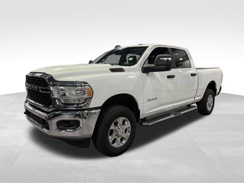 Used 2024 RAM 2500 Big Horn image 3