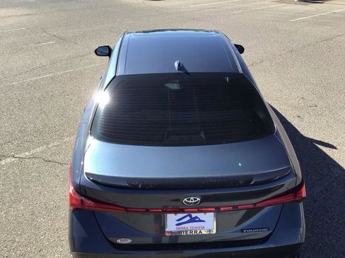 Used 2019 Toyota Avalon Touring w/ Advanced Safety Package FWD image 17