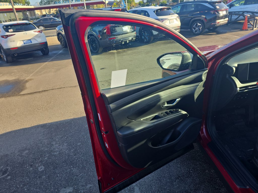 Used 2025 Hyundai Tucson SEL AWD/4WD image 10