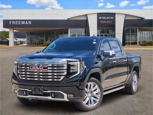 Used 2022 GMC Sierra 1500 Denali w/ Denali Reserve Package AWD/4WD image 1