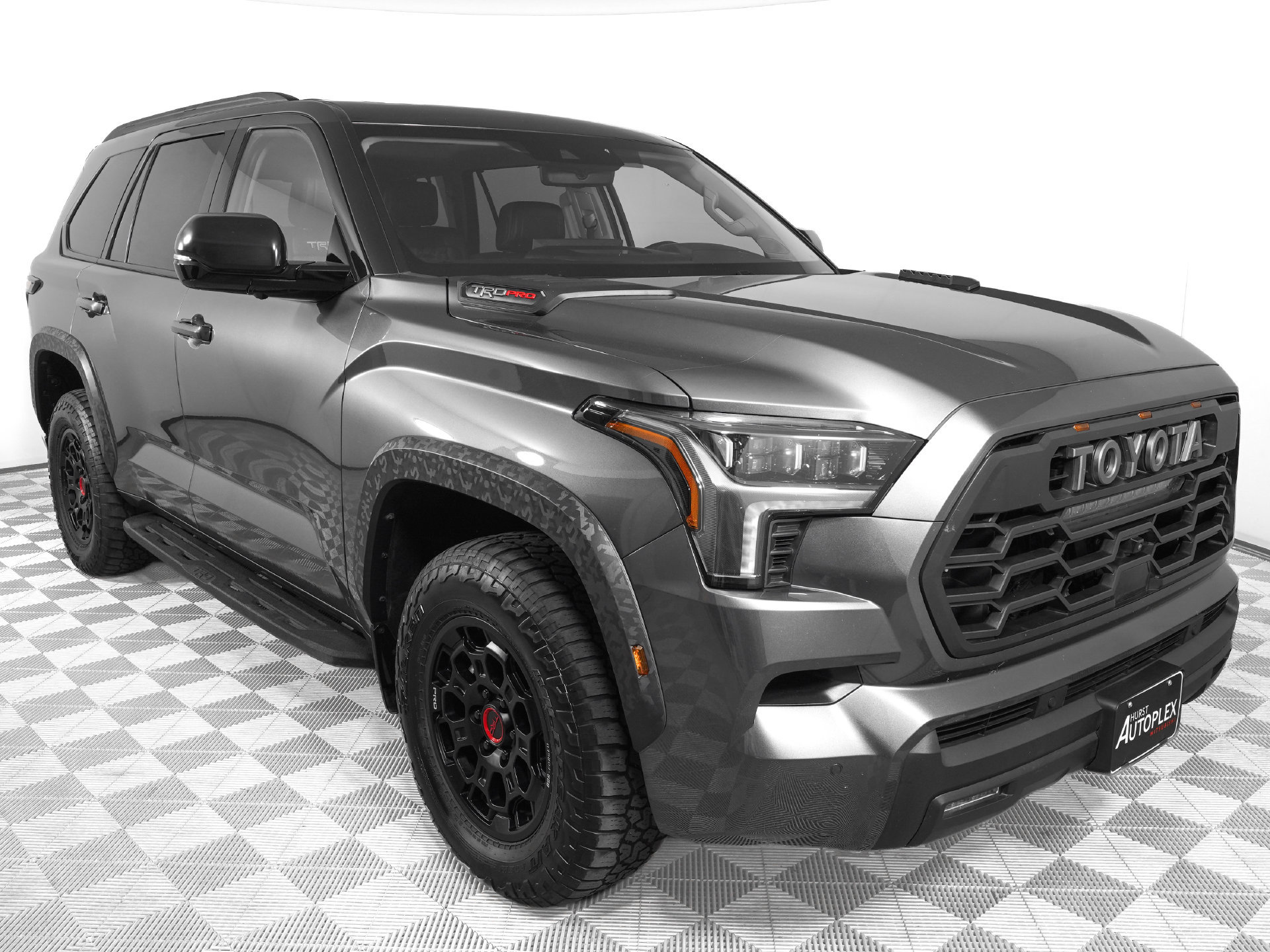 Used 2023 Toyota Sequoia TRD Pro AWD/4WD image 3