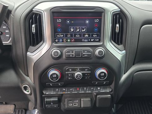 Used 2023 Chevrolet Silverado 2500 LT w/ Convenience Package AWD/4WD image 19
