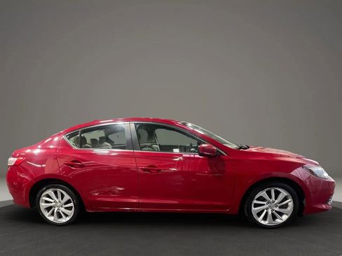 Used 2018 Acura ILX image 4