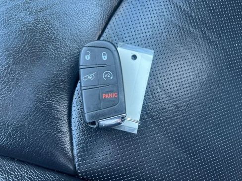 Used 2018 Jeep Compass Limited w/ Navigation Group image 30