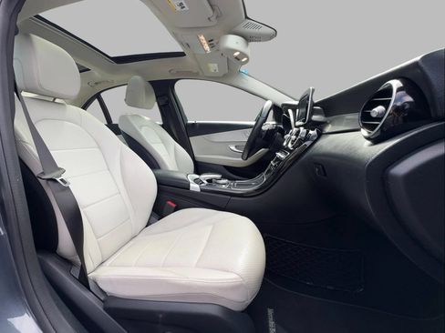 Used 2015 Mercedes-Benz C 300 4MATIC Sedan image 23