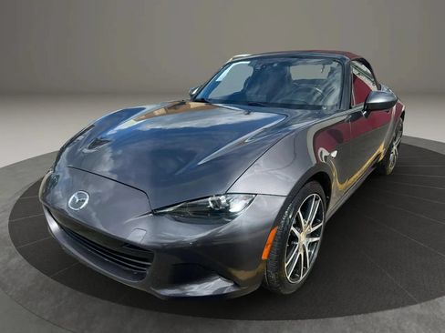 Used 2018 MAZDA MX-5 Miata Grand Touring RWD image 1
